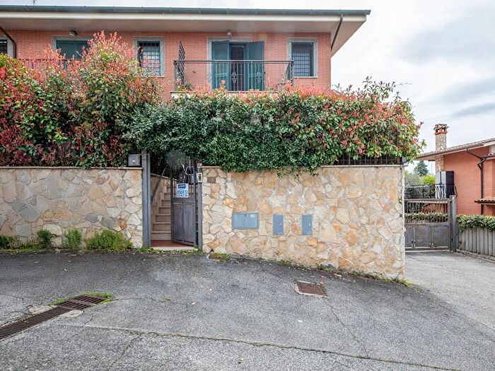 Appartamento con 5 locali in vendita in Via Salvo d'Acquisto i, Fonte Nuova