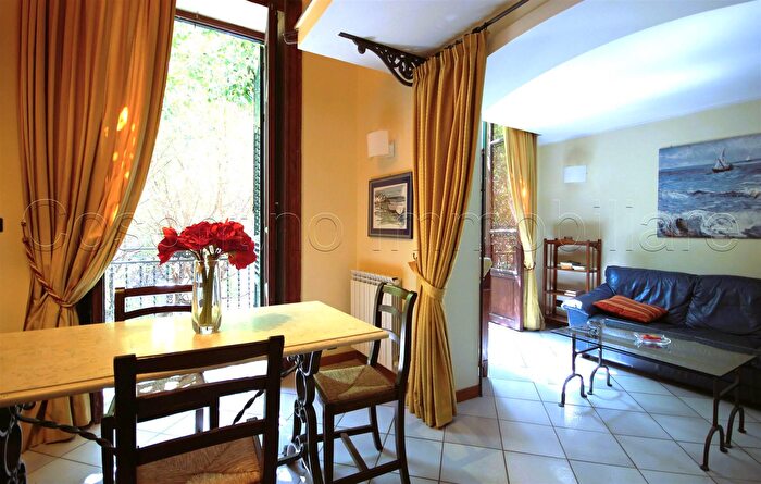 Appartamento trilocale in vendita in Palermo