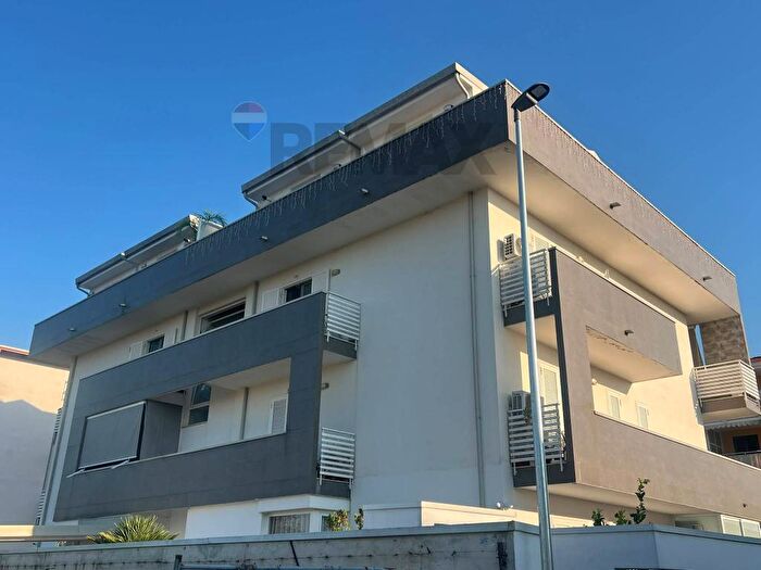 Casa quadrilocale in affitto in Via Paolo Borsellino, TrentolaDucenta