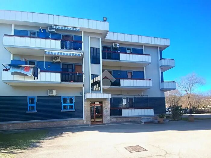 Appartamento quadrilocale in vendita in Via Michele Menichella, Foggia