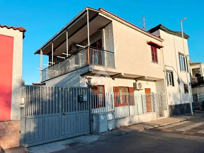 Appartamento trilocale in vendita in Via degli Archi Augustei, Sant'Anastasia