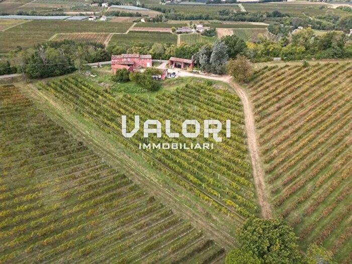 Casa in vendita in Via San Biagio Antico, Faenza