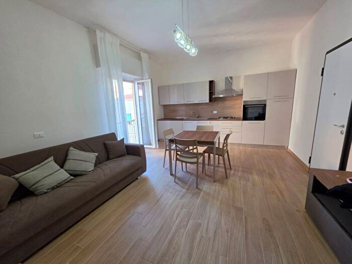 Appartamento trilocale in affitto in Via Camillo Benso di Cavour, Centro Urbano, Marsala