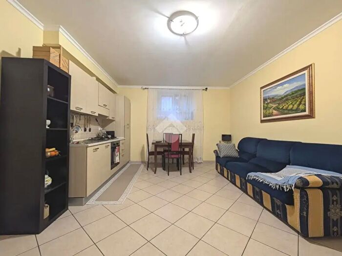 Appartamento trilocale in vendita in Via Antonio Olearo, Ciampino