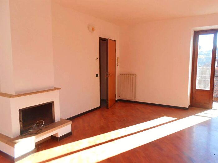 Appartamento quadrilocale in vendita in Cesara, Cesara