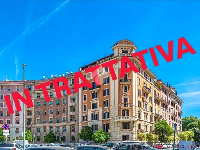 Appartamento quadrilocale in vendita in Piazza dei Prati degli Strozzi, Roma