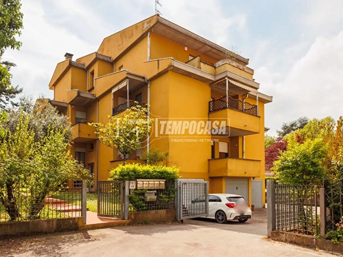 Appartamento trilocale in vendita in Vicolo Ginestra Ozzano Taro, Collecchio