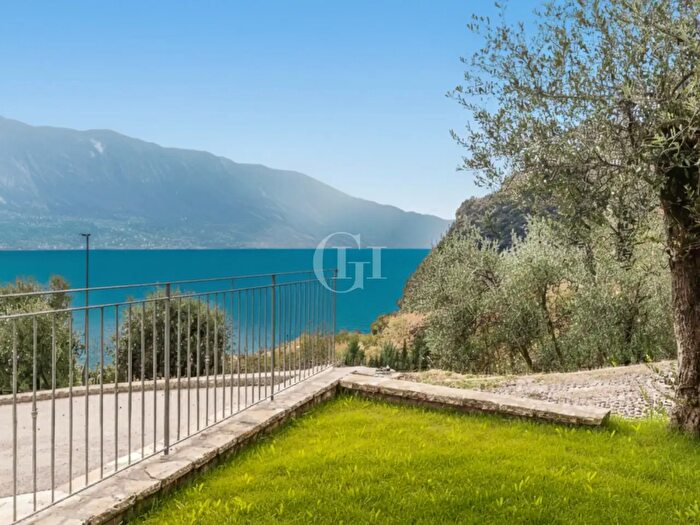 Casa con 7 locali in vendita in Via S Pietro, Limone Sul Garda