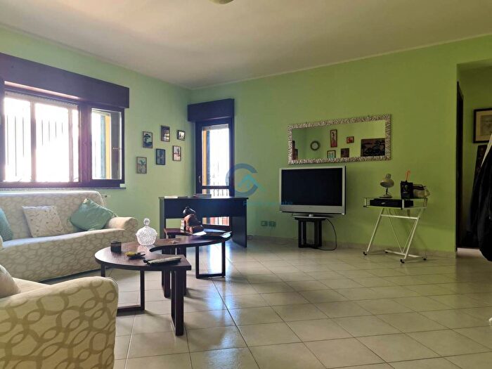 Appartamento trilocale in affitto in Traversa VIII Crotone, Catanzaro Lido, Catanzaro