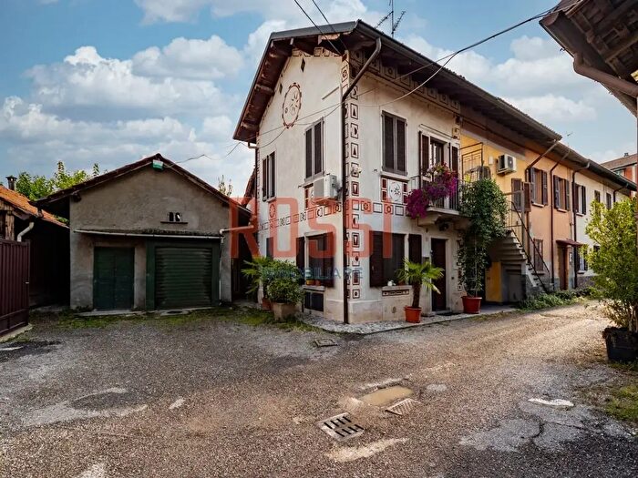 Appartamento bilocale in vendita in Via Cantalupo, Monza