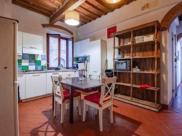 Appartamento con 5 locali in vendita in Pisa