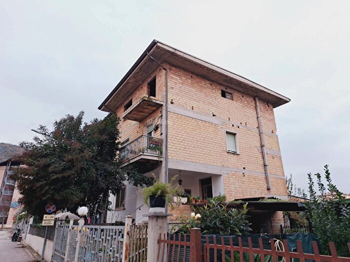 Appartamento trilocale in vendita in Colonnella