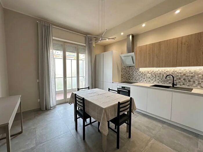 Casa con 6 locali in vendita in Rimini