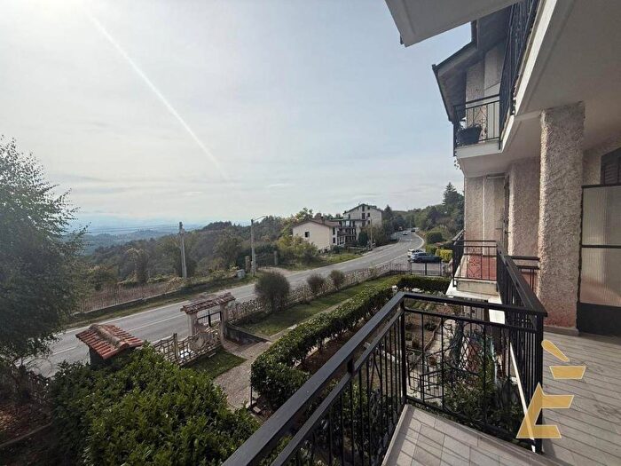 Appartamento trilocale in affitto in Via Roma, Centro, Murazzano