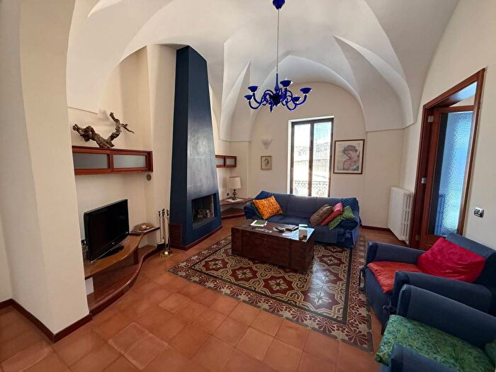 Appartamento quadrilocale in affitto in Piazza Vittorio Emanuele II, Centro Storico, Lecce