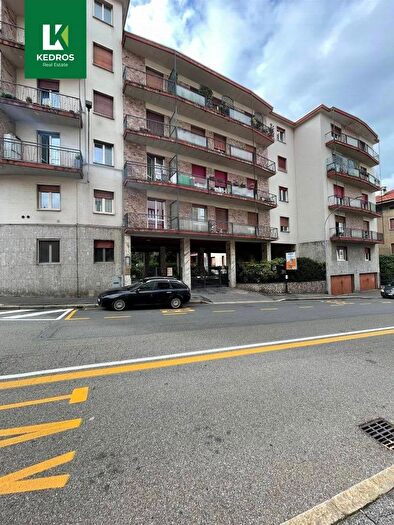 Appartamento quadrilocale in vendita in Via Paolo Maspero, Varese