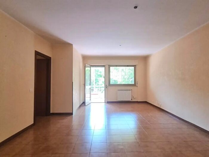 Appartamento quadrilocale in vendita in Via Giuseppe Gavazzi, Roma