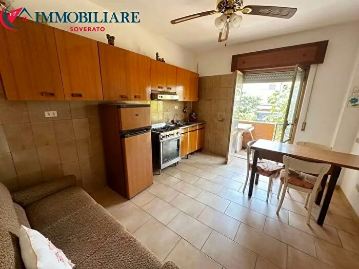 Appartamento trilocale in vendita in Via Berlinguer, Davoli
