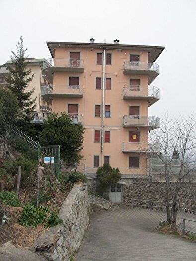 Appartamento quadrilocale in vendita in Teglio