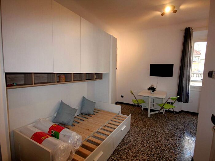 Appartamento monolocale in affitto in Via Don Giovanni Bosco, Lodi Brenta, Milano