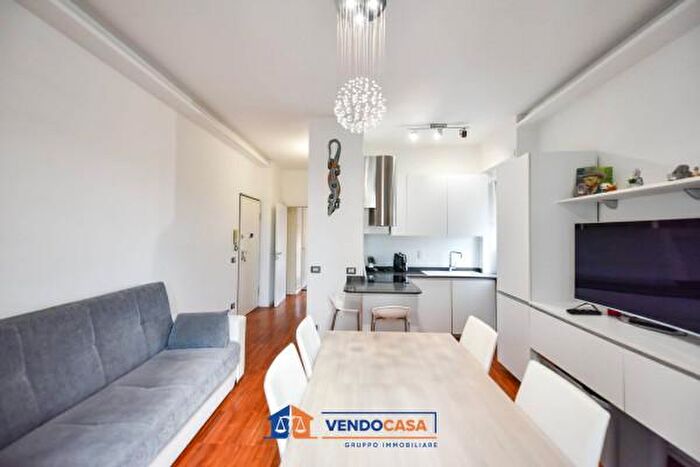 Case in Vendita e in Affitto - 3