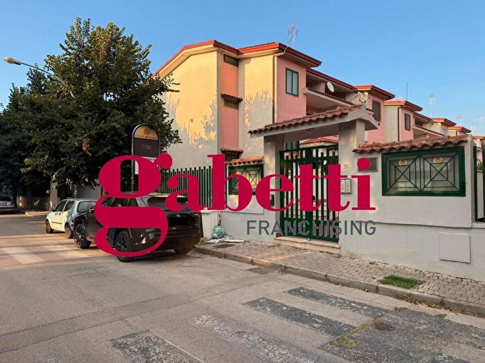Casa con 6 locali in affitto in Via Giudice Falcone, Marcianise