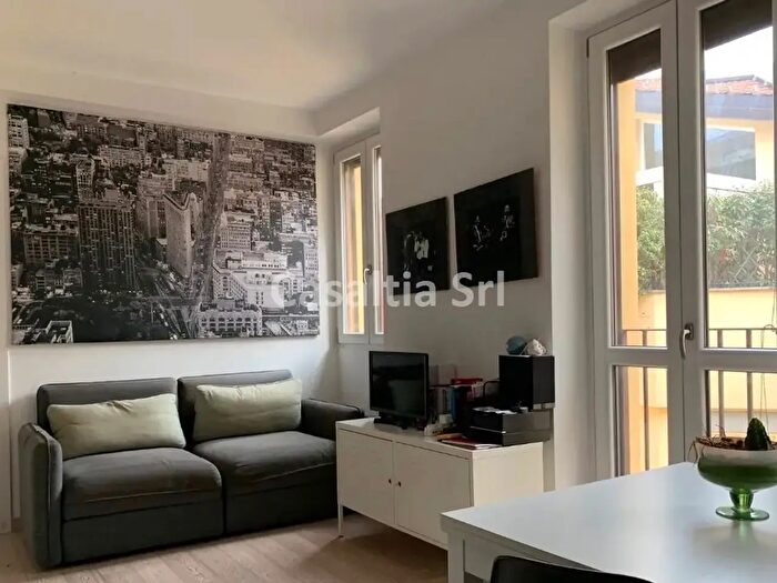 Appartamento monolocale in affitto in Via Carlo Farini, Milano