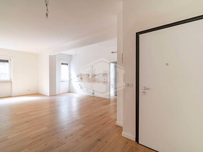 Appartamento quadrilocale in vendita in Corso Sebastopoli, Santa Rita, Torino