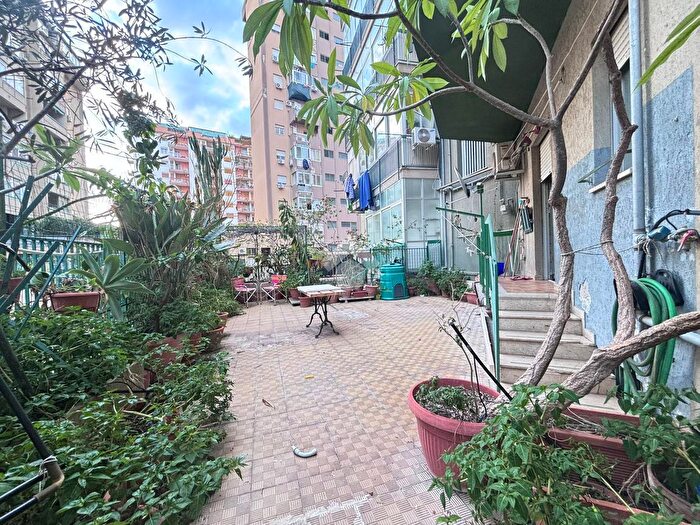 Appartamento quadrilocale in vendita in Via G B Naselli, Palermo