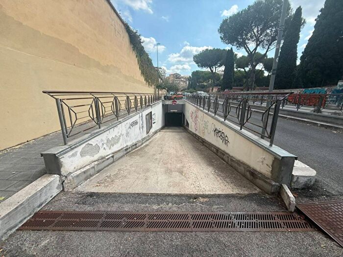 Casa in vendita in Via Monte Nero, Mazzini Delle Vittorie, Roma