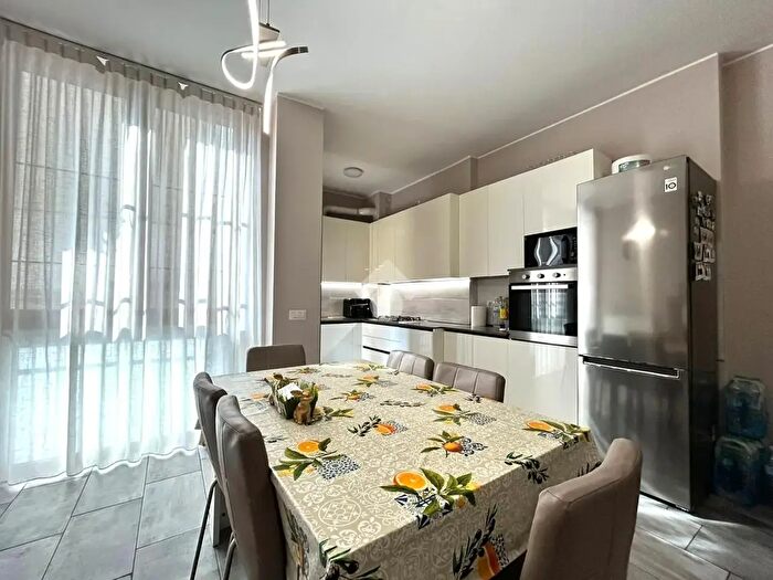 Appartamento bilocale in vendita in Via IV Novembre, Gorgonzola