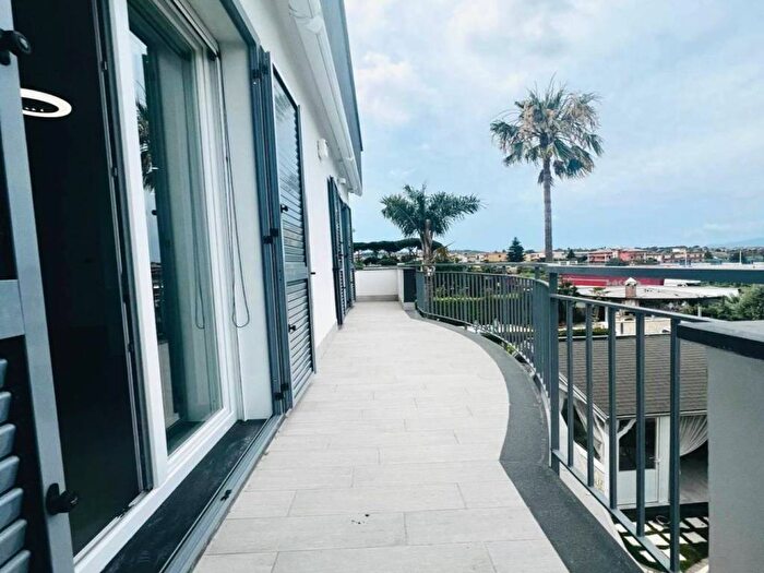 Appartamento con 5 locali in affitto in Via San Nullo, Licola Paese, Giugliano in Campania