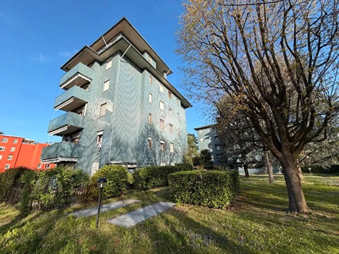 Appartamento trilocale in vendita in Via Guido Rossa, Bussero