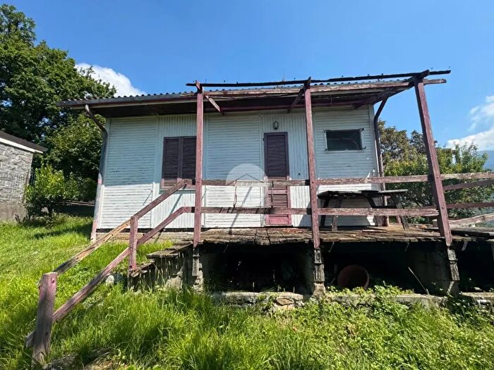 Casa trilocale in vendita in Via Zocco, Adrara San Martino