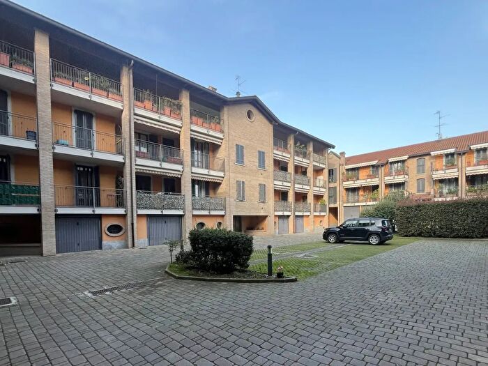 Appartamento bilocale in vendita in Via Giuseppe Garibaldi d, Pozzuolo Martesana