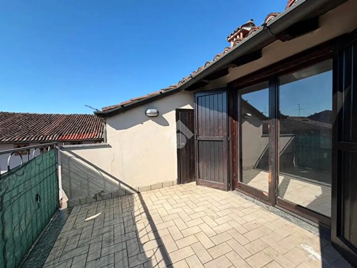 Appartamento trilocale in vendita in Via Antonio Locatelli, Misano Di Gera DAdda