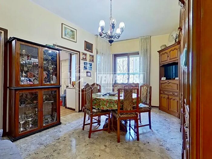 Appartamento trilocale in vendita in Via Monte Grappa, Brugherio