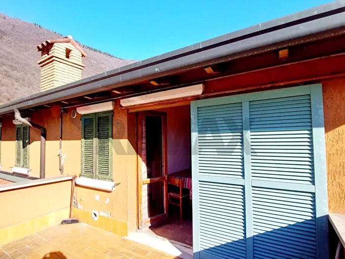 Appartamento trilocale in vendita in Ranzanico