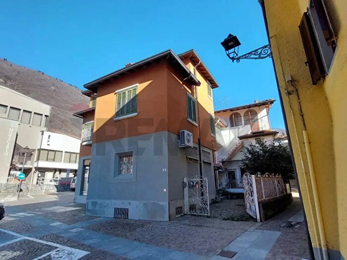 Case in Vendita e in Affitto - 2