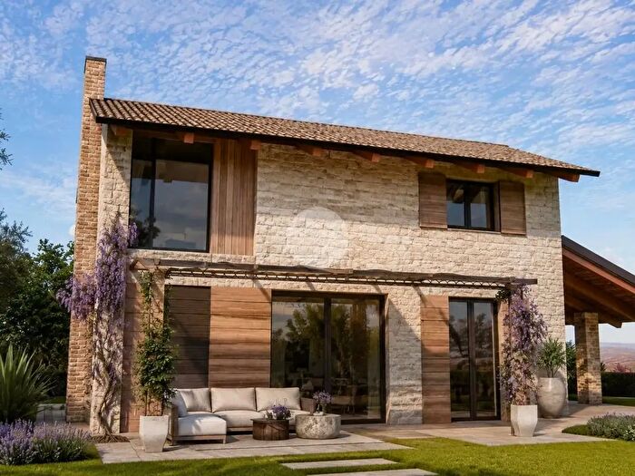 Casa quadrilocale in vendita in Str dei Finigialdi, Chieri