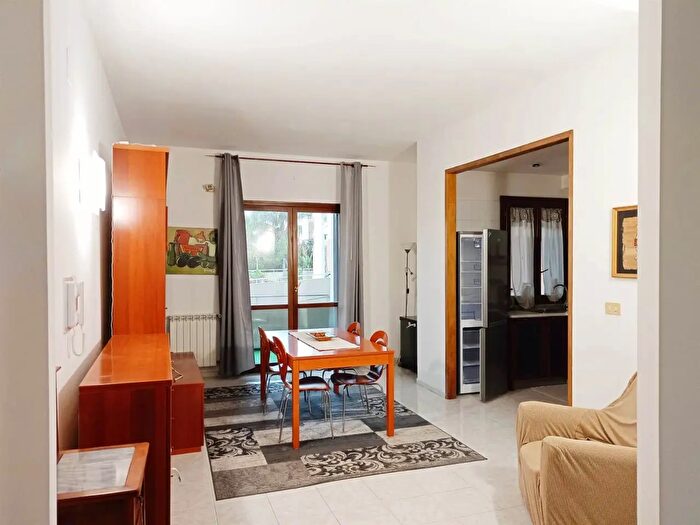 Appartamento trilocale in vendita in Siracusa