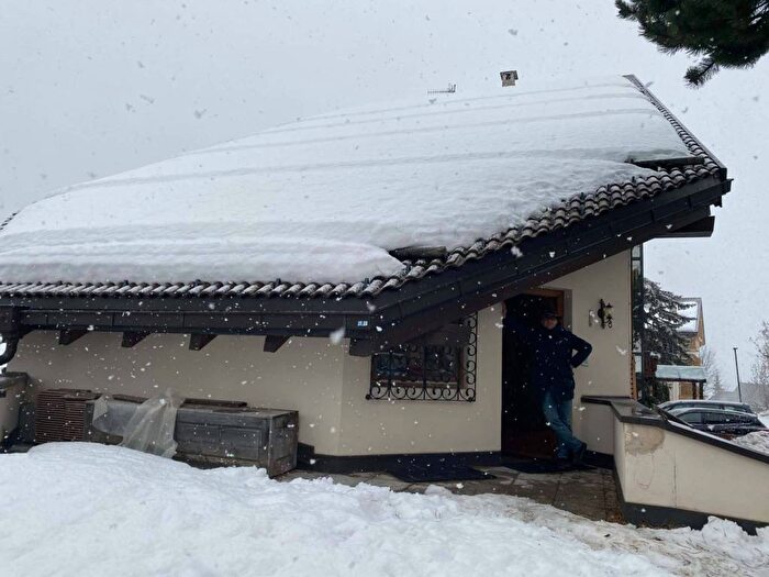 Appartamento trilocale in affitto in Strada Ruac, Colfosco, Corvara in Badia