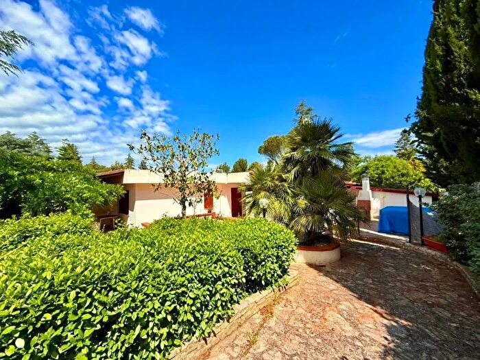 Casa trilocale in vendita in Indirizzo Contrada fra Diavolo, Cassano Delle Murge