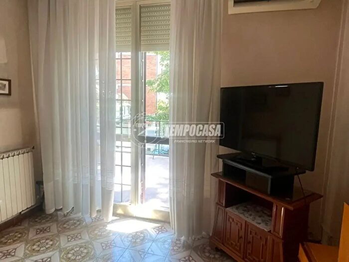 Appartamento trilocale in vendita in Via Marenzio a, Modena