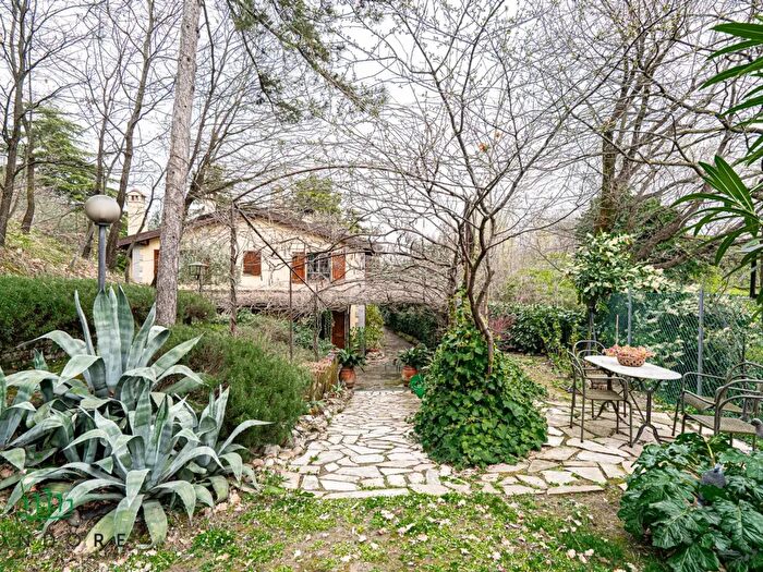 Casa quadrilocale in vendita in Via di Casale, Pianoro