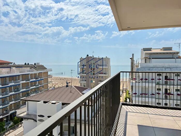 Appartamento quadrilocale in vendita in Via Zara N, Jesolo