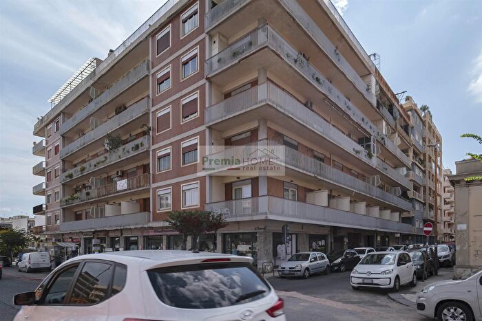 Appartamento con 5 locali in vendita in Via Reitano Spadafora, Messina