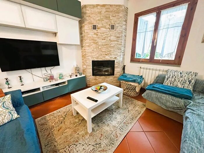 Casa con 5 locali in vendita in Elle Olimpiadi, Empoli