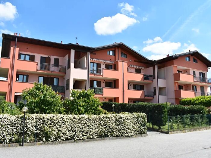 Appartamento quadrilocale in vendita in Via Generale dalla Chiesa, Poirino