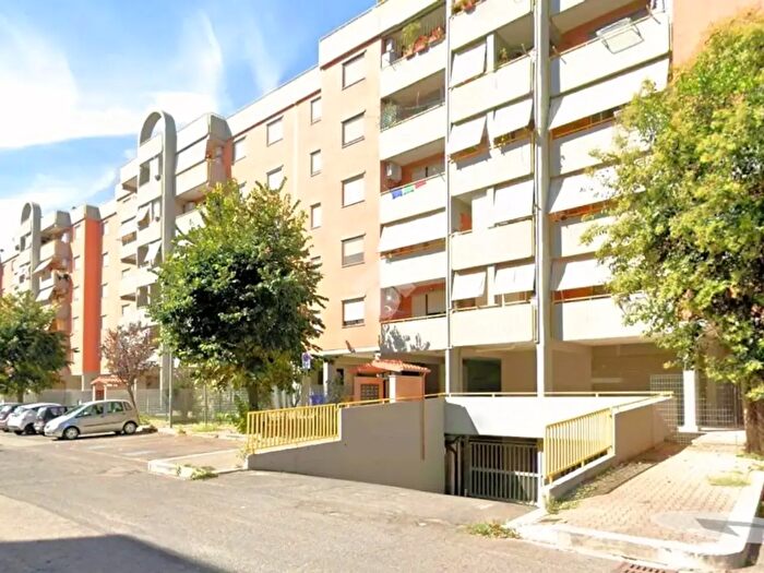 Appartamento quadrilocale in vendita in Via Bonn, Aprilia